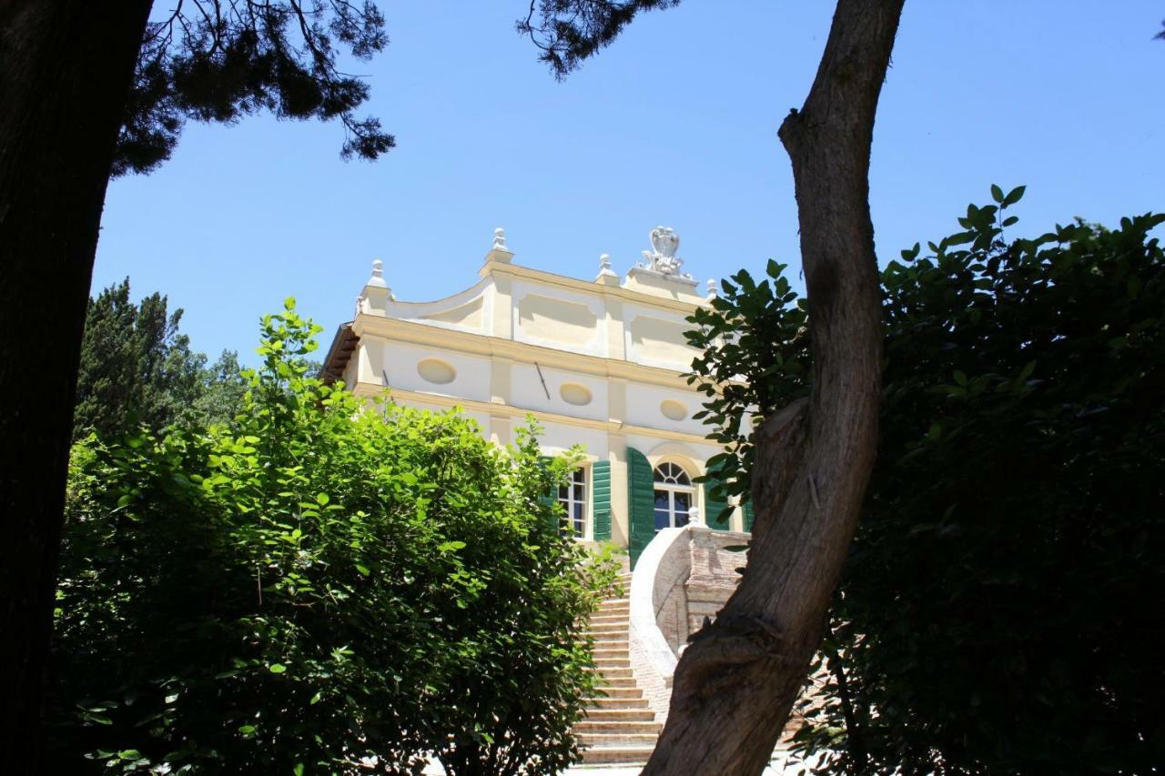 Villa Rinalducci Fano Exterior photo